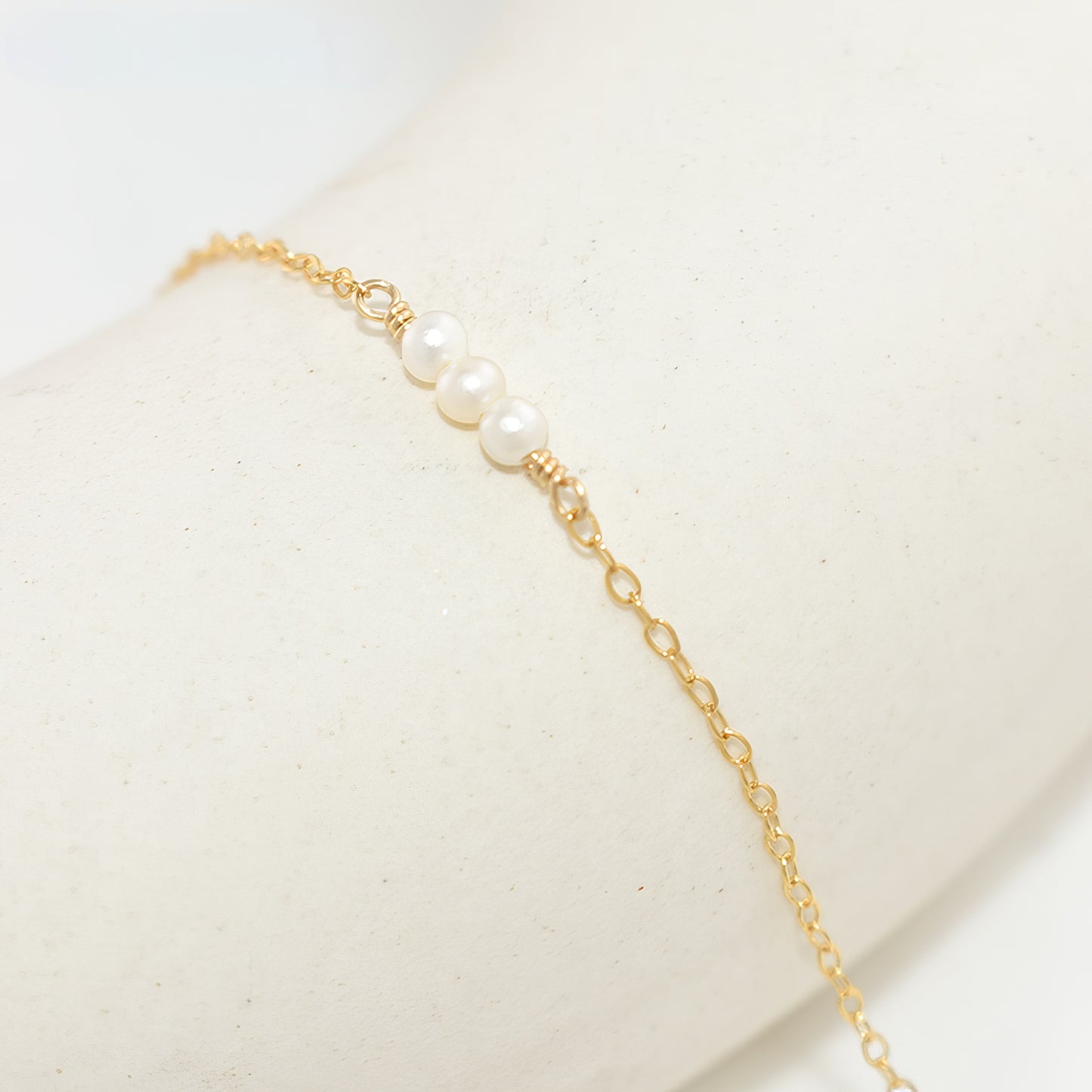 Celeste Natural Pearl Bracelet