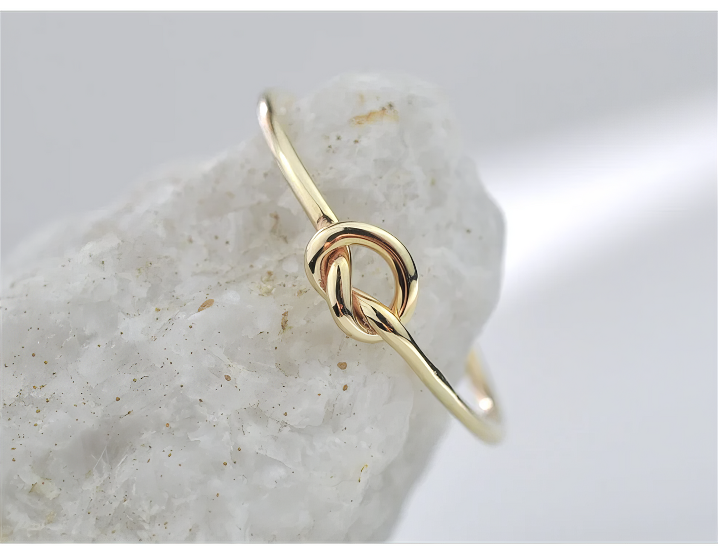 Valor Lien Heart Ring