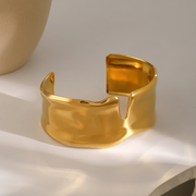 Forma Cuff Bracelet