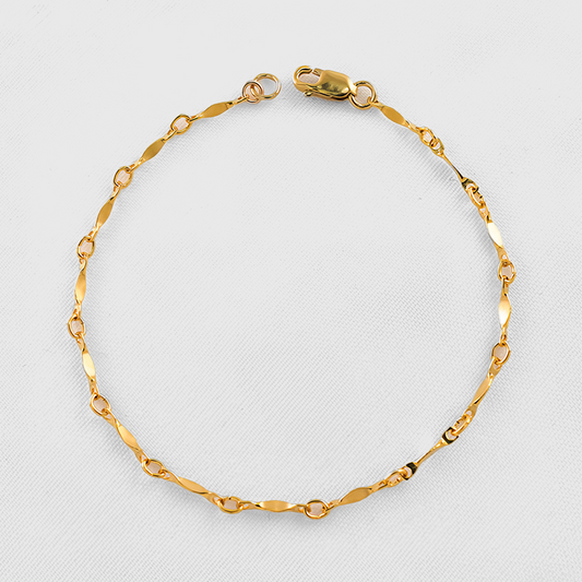 Radiant Dapped Bar Bracelet