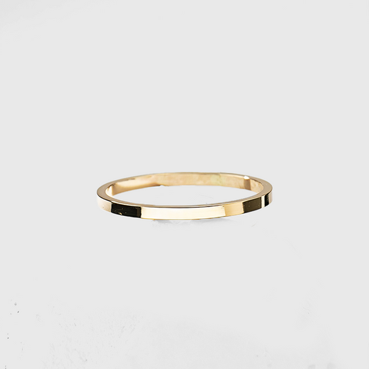 Vero Flat Band Ring